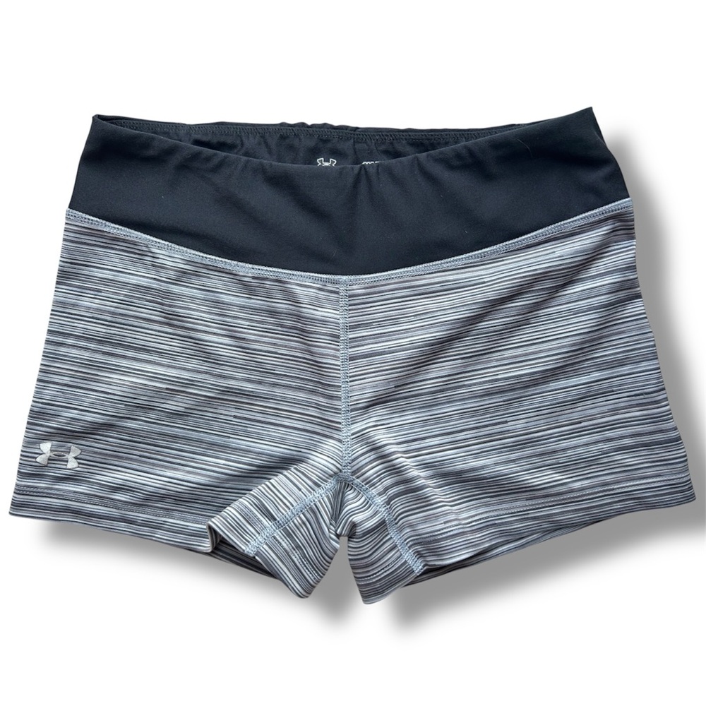 Under Armour Women's Striped 3” Athletic Running Shorts size S Fitted HeatGear